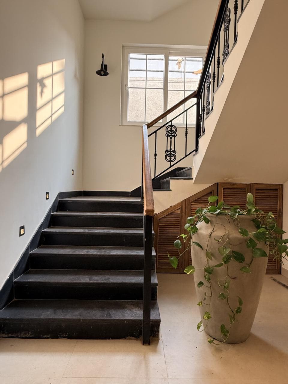 Exquisite Portuguese-Style Luxury Villa — photo 2